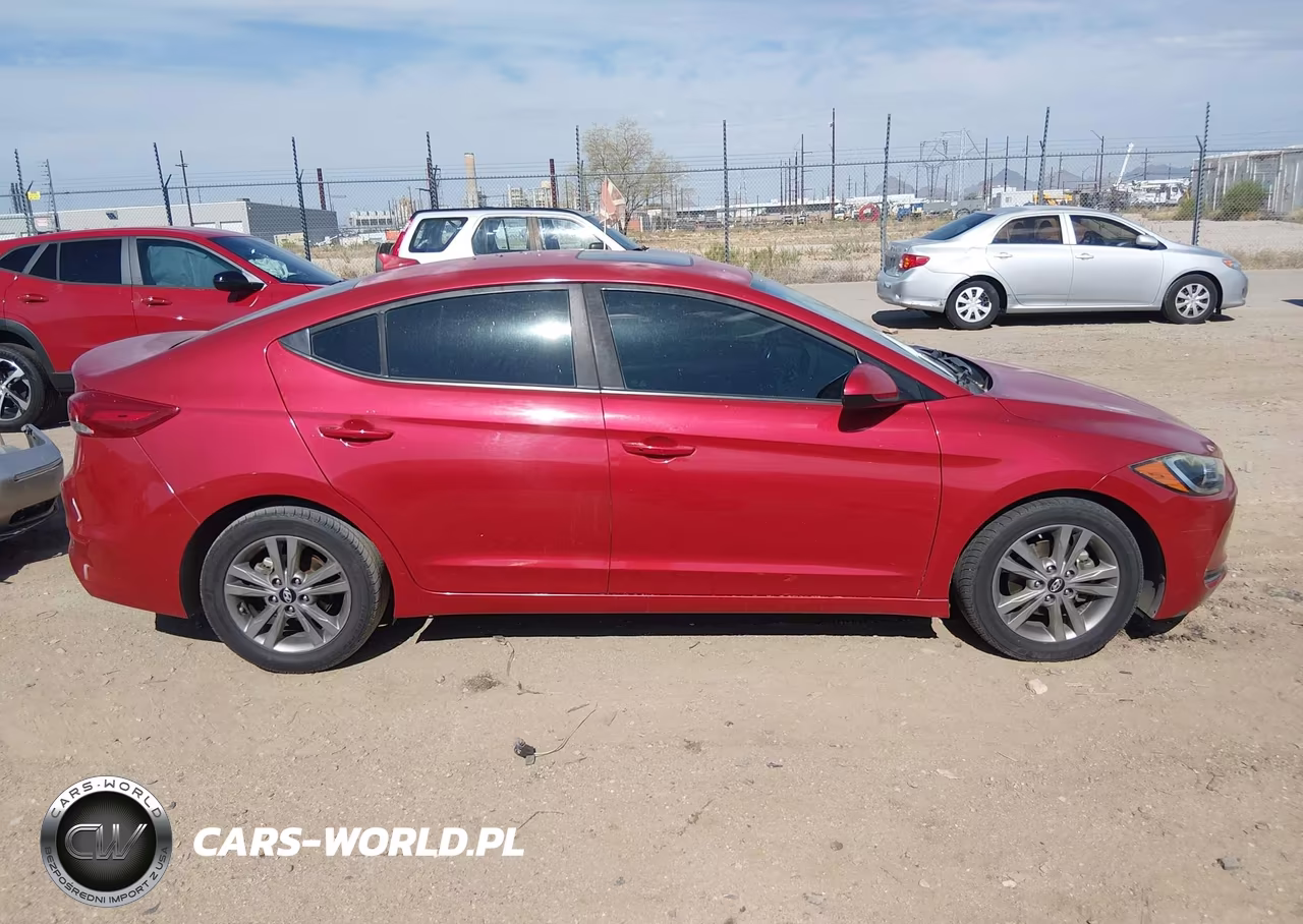 2018 Hyundai Elantra Value Edition VIN:5NPD84LF9JH401486 - 12