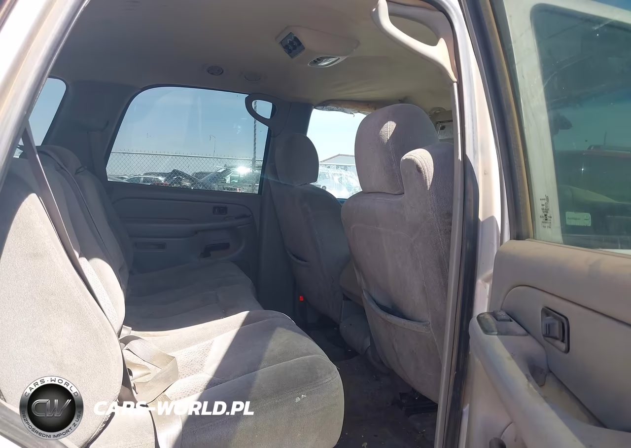 2005 Chevrolet Tahoe Ls VIN:1GNEK13T25J233222 - 8
