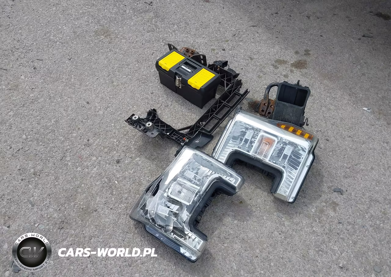 2018 Ford F-450 Chassis Xl VIN:1FDTF4GY3JEC68796 - 12