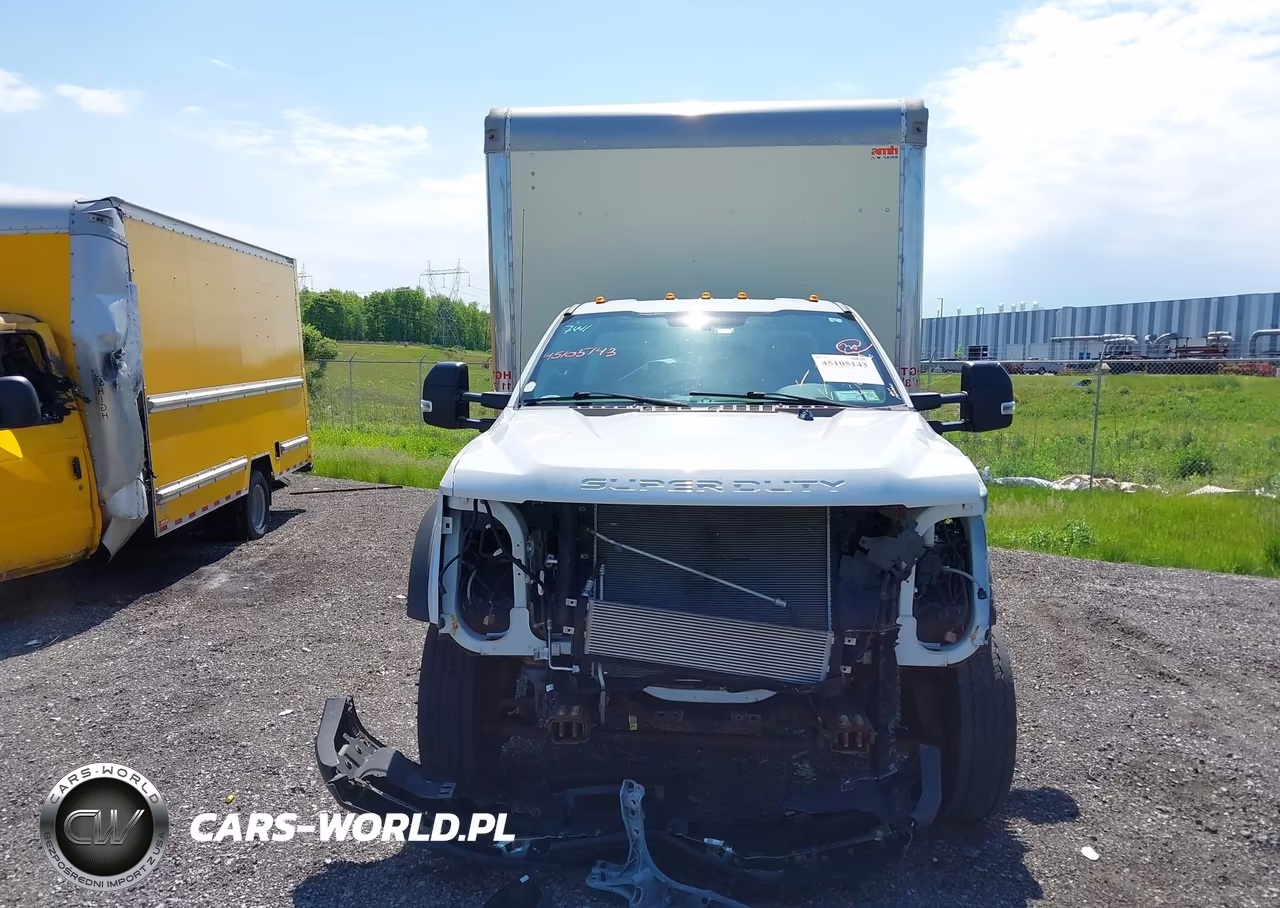 2018 Ford F-450 Chassis Xl VIN:1FDTF4GY3JEC68796 - 14