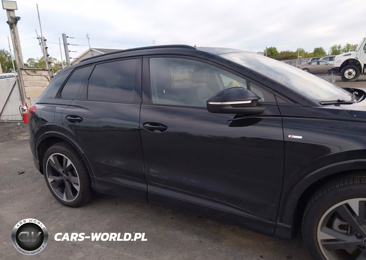2025 Audi Q4 E-Tron Premium Plus 55 Quattro VIN:WA1LUBFZ7SP074622 - 13