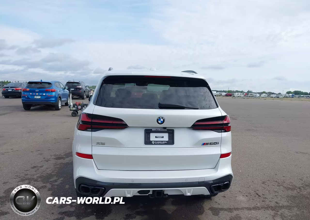 2024 BMW X5 M60I VIN:5UX33EU05R9T28758 - 16