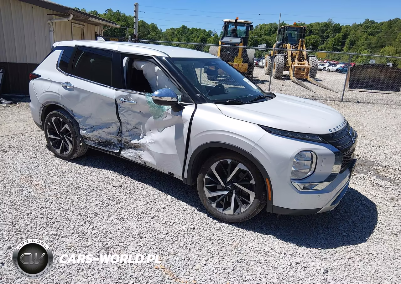 2022 Mitsubishi Outlander Se 2.5 S-Awc – zdjęcie 1 z 17