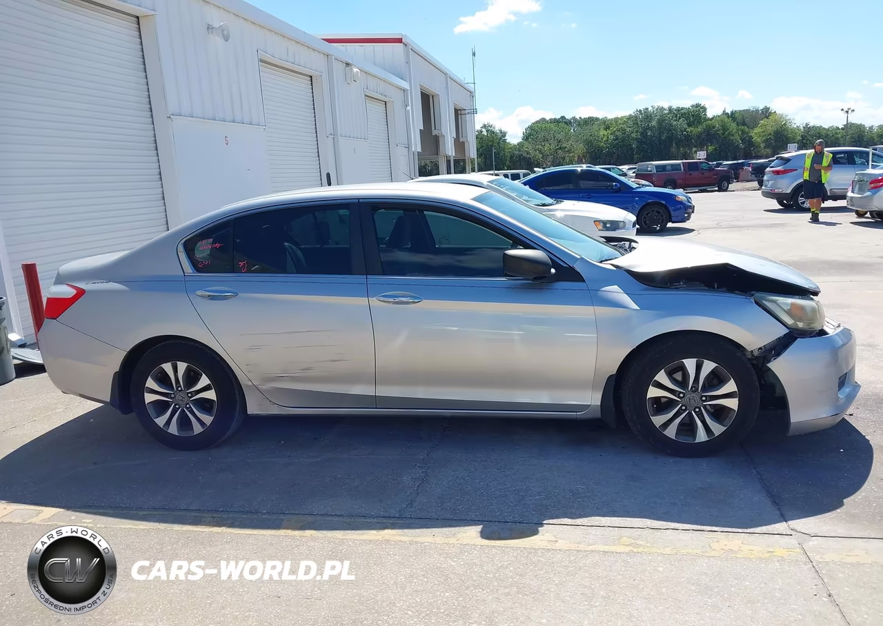 2013 Honda Accord Lx VIN:1HGCR2F32DA131237 - 13