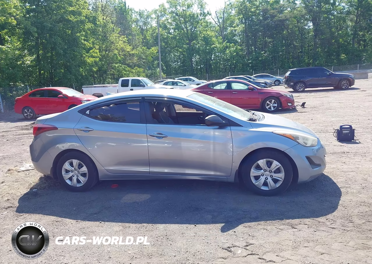 2016 Hyundai Elantra Se VIN:5NPDH4AE1GH695209 - 13