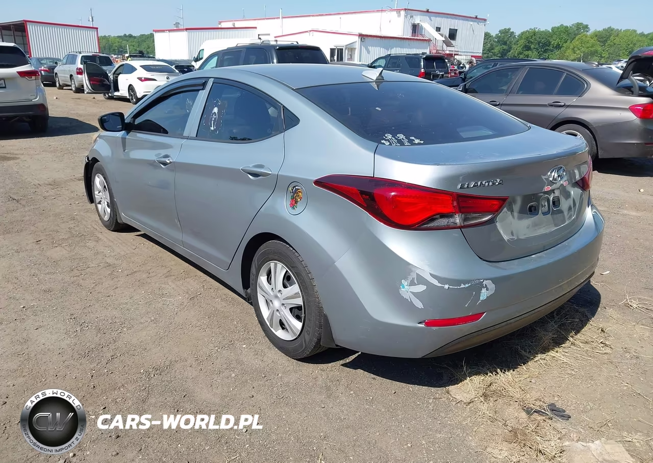 2016 Hyundai Elantra Se VIN:5NPDH4AE1GH695209 - 3