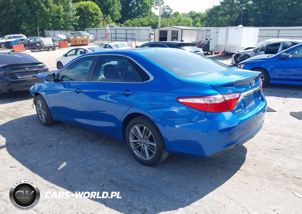 2017 Toyota Camry Se VIN:4T1BF1FK6HU738651 - 3