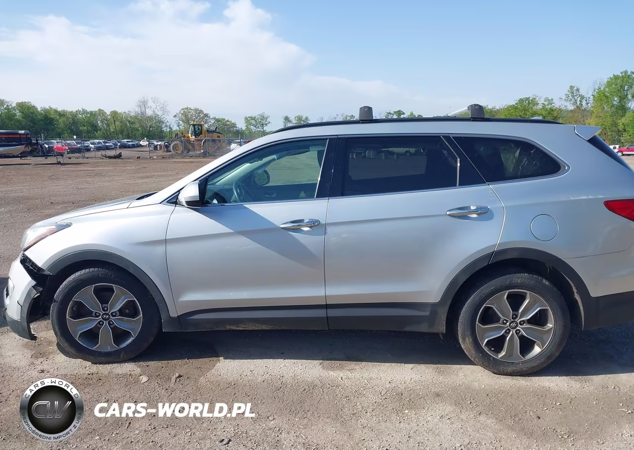 2015 Hyundai Santa Fe Gls VIN:KM8SMDHF9FU113374 - 14