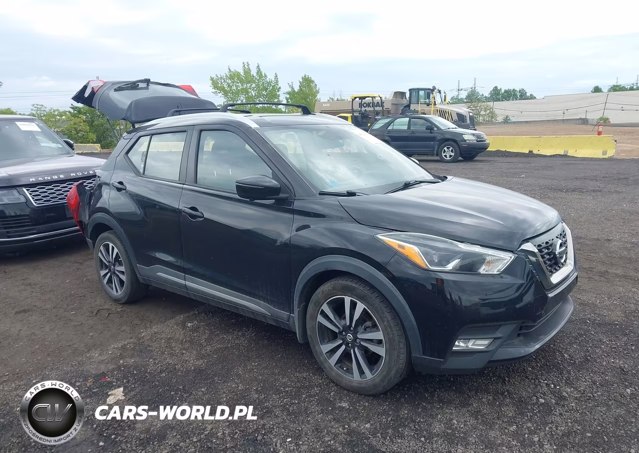 2018 Nissan Kicks Sr