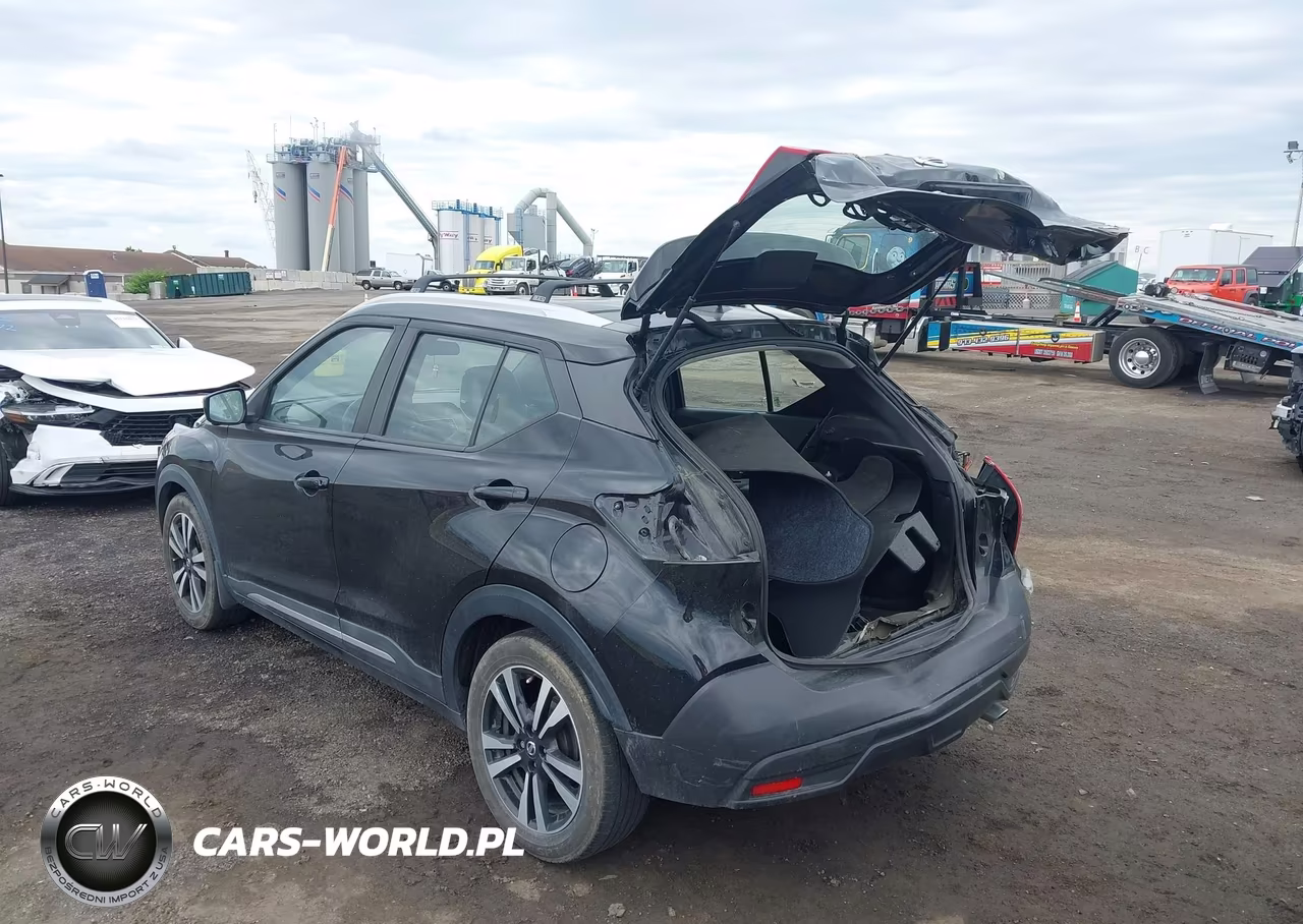 2018 Nissan Kicks Sr VIN:3N1CP5CU4JL506054 - 6