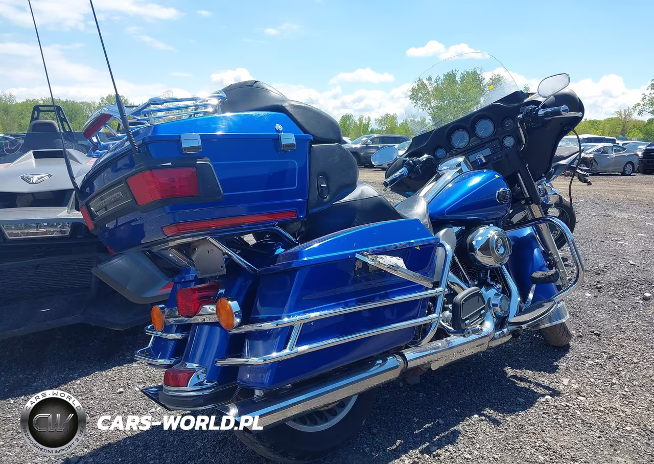 2009 Harley-Davidson Flhtcu VIN:1HD1FC4139Y624329 - 4