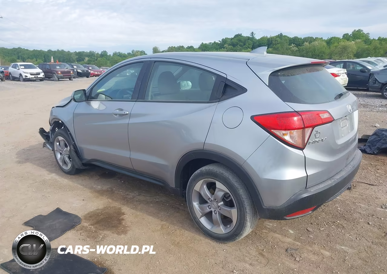 2018 Honda Hr-V Lx VIN:3CZRU6H3XJG713136 - 3