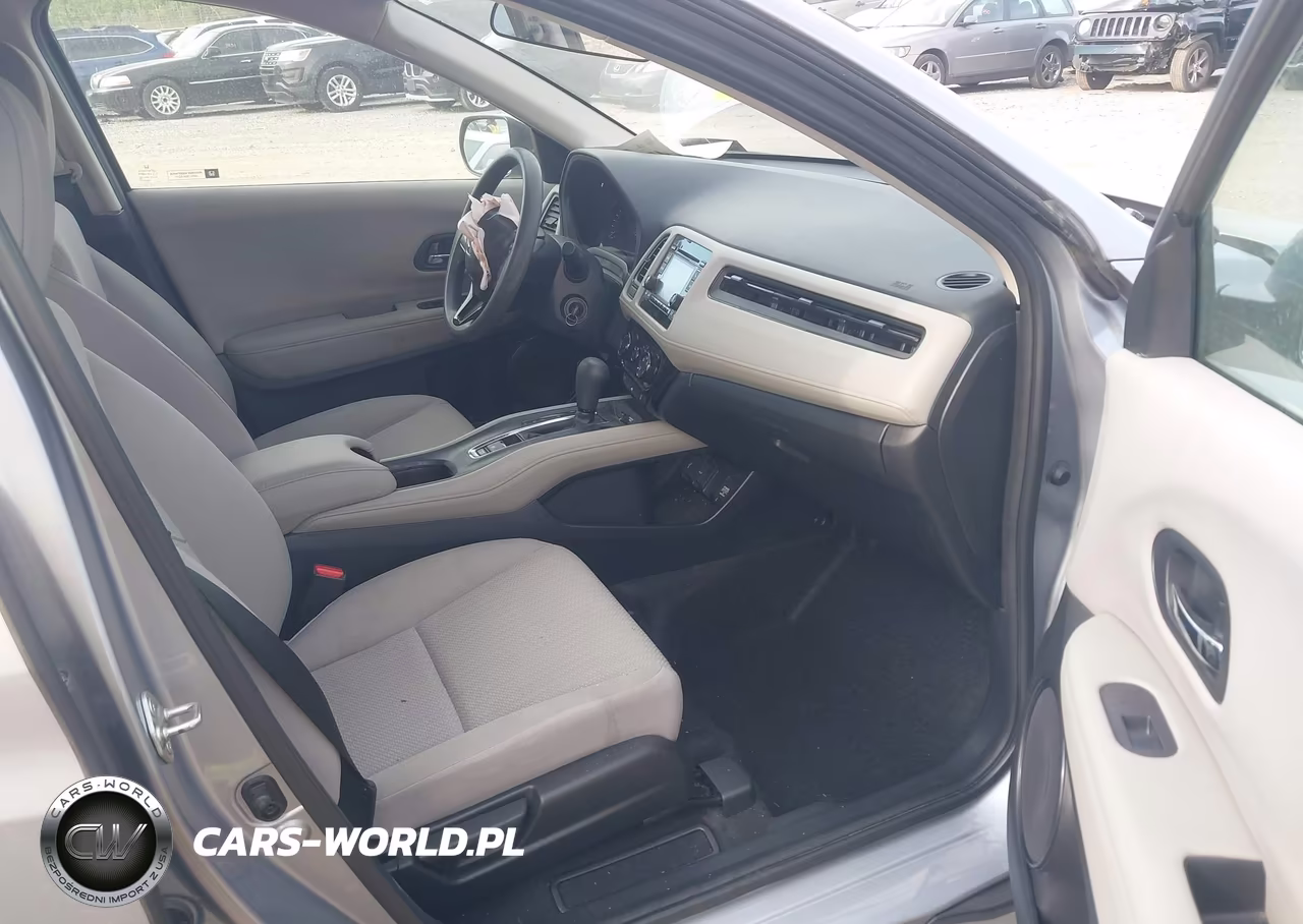 2018 Honda Hr-V Lx VIN:3CZRU6H3XJG713136 - 5