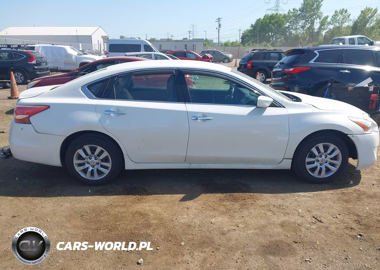 2013 Nissan Altima 2.5 S VIN:1N4AL3AP9DN465173 - 13