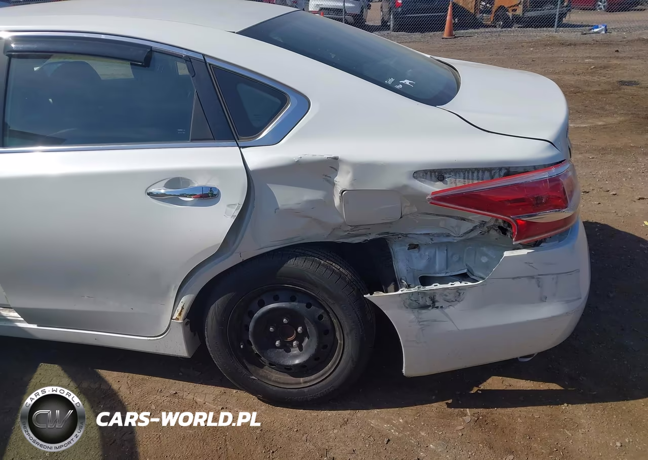 2013 Nissan Altima 2.5 S VIN:1N4AL3AP9DN465173 - 6
