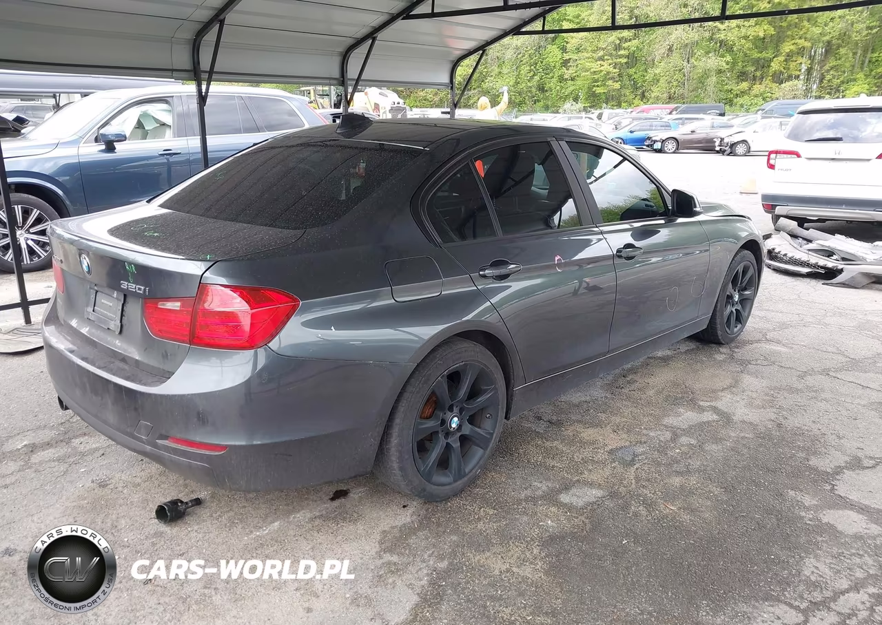 2014 BMW 320I xDrive VIN:WBA3C3G55ENS72431 - 4