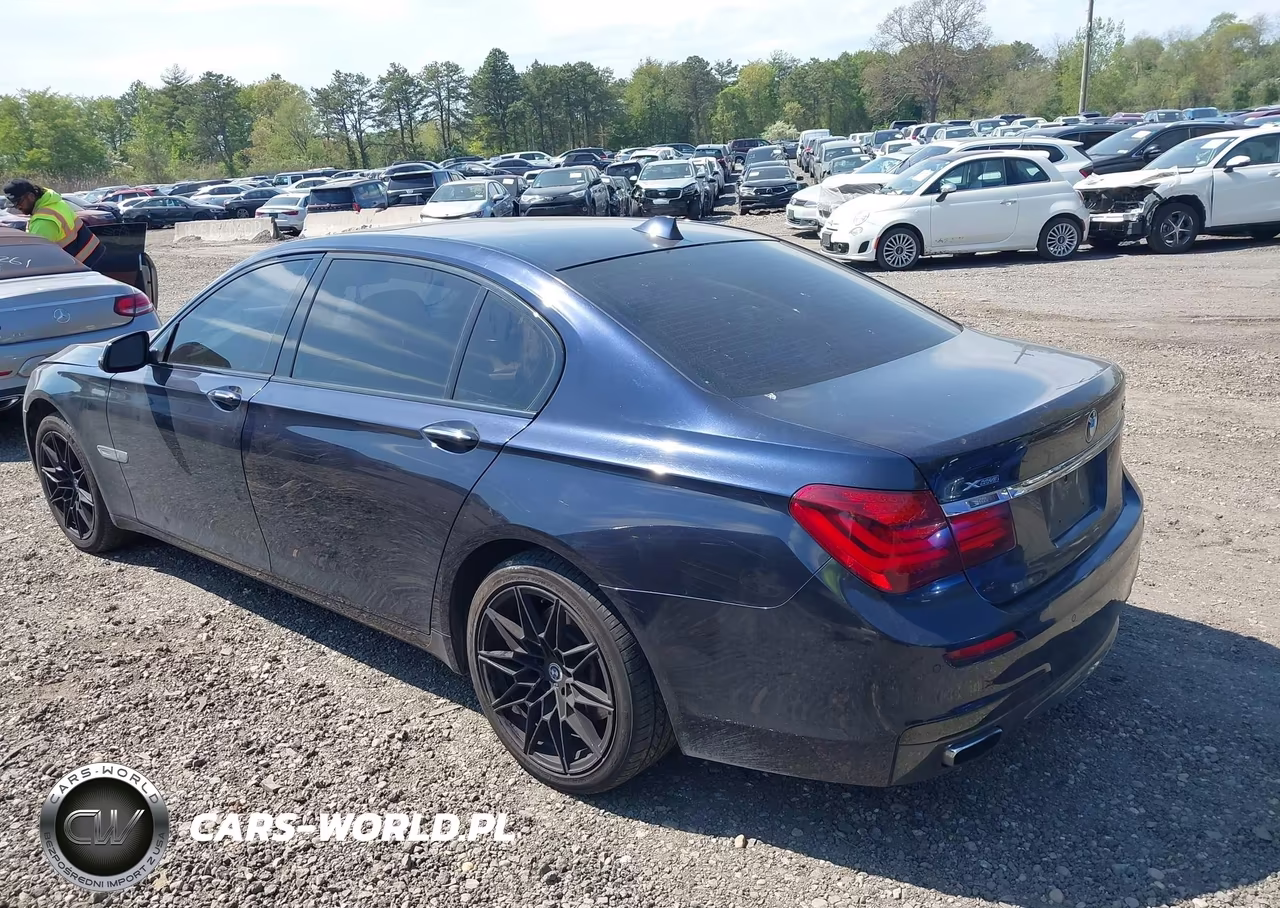 2013 BMW 740Li xDrive VIN:WBAYF4C56DD127816 - 3