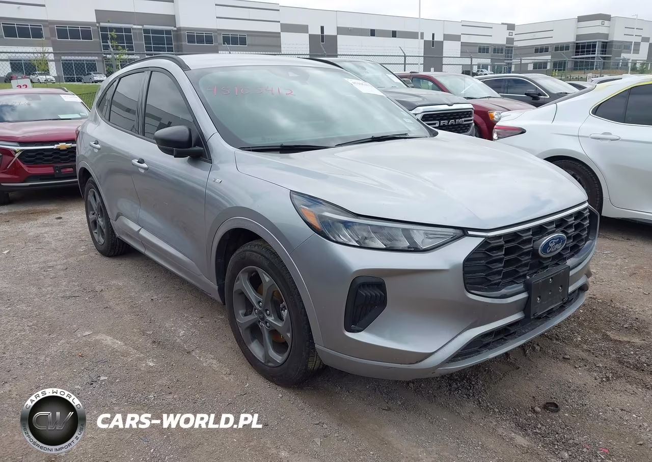 2024 Ford Escape St-Line – zdjęcie 1 z 11