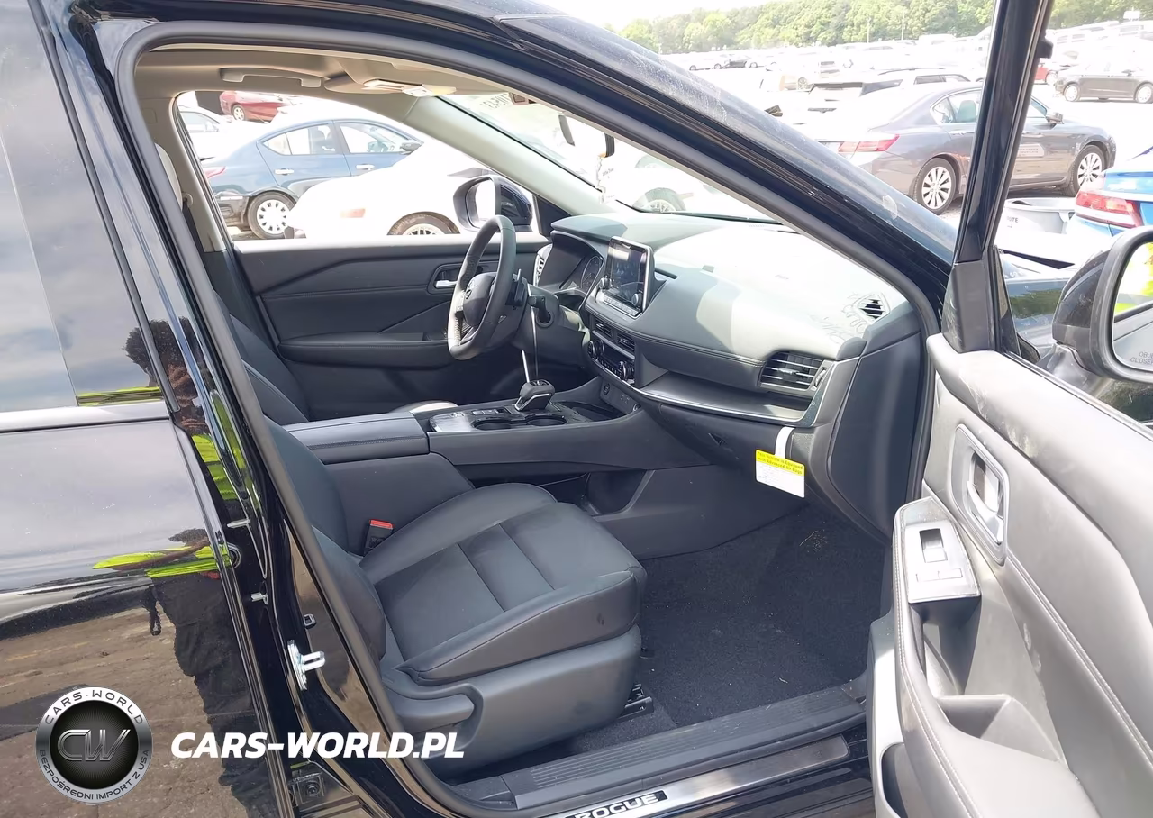 2026 Nissan Rogue Dark Armor VIN:5N1BT3BA4TC770160 - 5