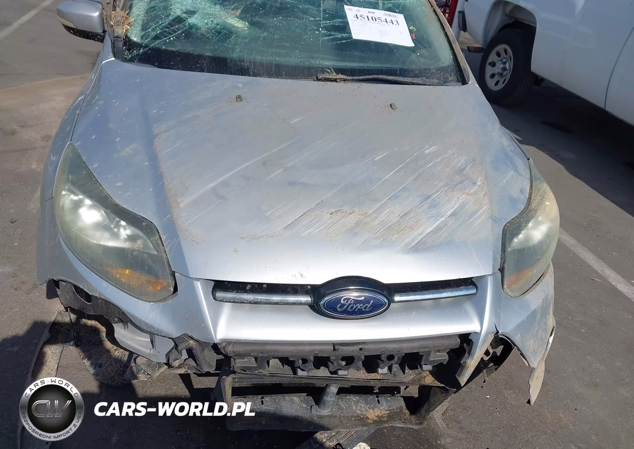 2012 Ford Focus Titanium VIN:1FAHP3J23CL479846 - 11