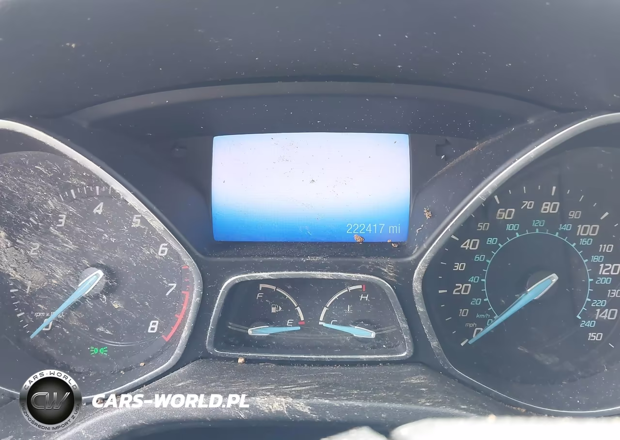 2012 Ford Focus Titanium VIN:1FAHP3J23CL479846 - 7