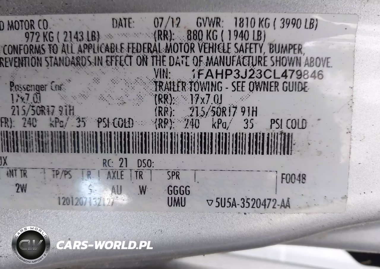 2012 Ford Focus Titanium VIN:1FAHP3J23CL479846 - 9