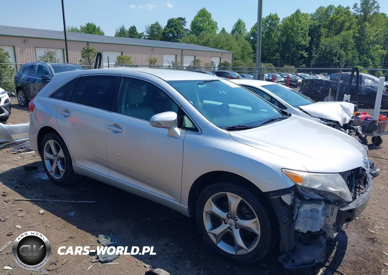 2014 Toyota Venza Le V6 – zdjęcie 1 z 17