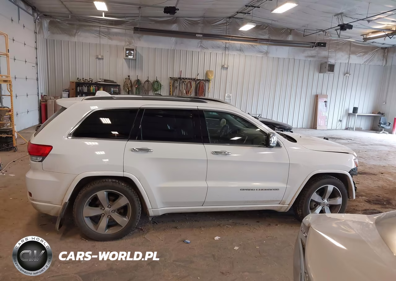 2014 Jeep Grand Cherokee Overland VIN:1C4RJFCG0EC126896 - 13