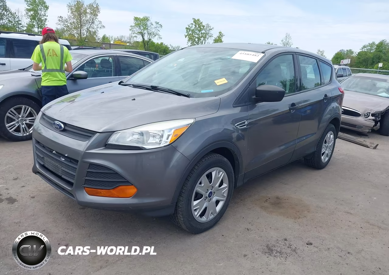2013 Ford Escape S VIN:1FMCU0F77DUB44998 - 2