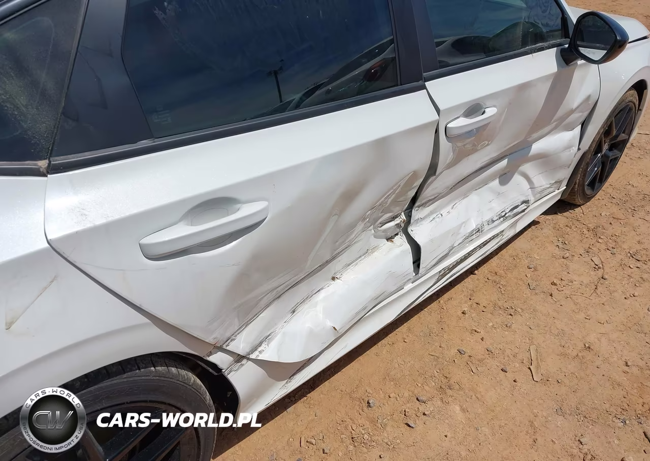 2024 Honda Civic Sport VIN:2HGFE2F57RH528980 - 17