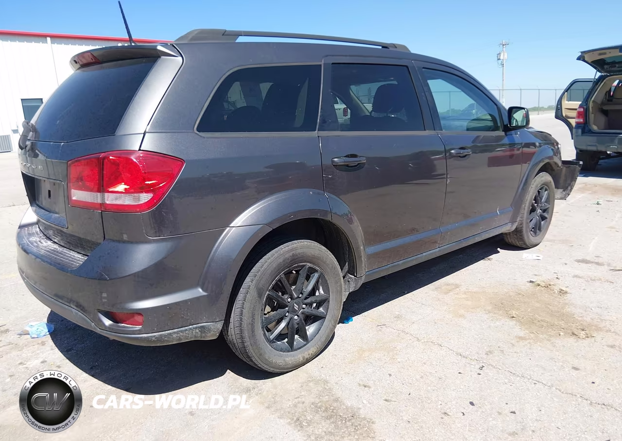 2019 Dodge Journey Se VIN:3C4PDCBB8KT856414 - 4