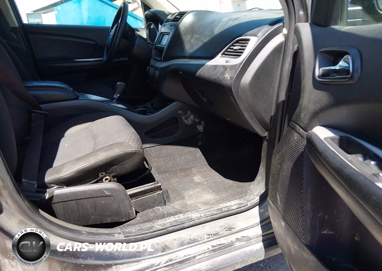 2019 Dodge Journey Se VIN:3C4PDCBB8KT856414 - 5