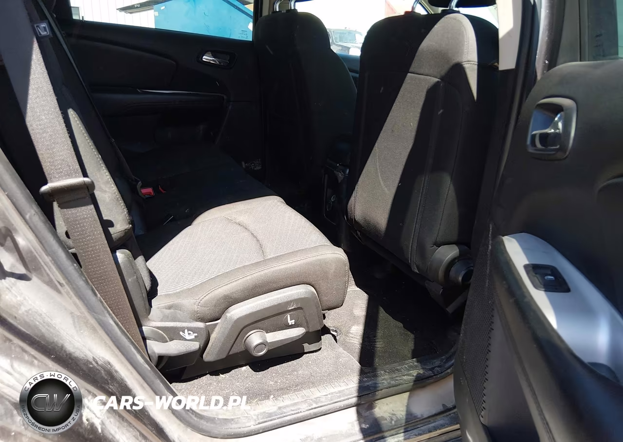 2019 Dodge Journey Se VIN:3C4PDCBB8KT856414 - 8