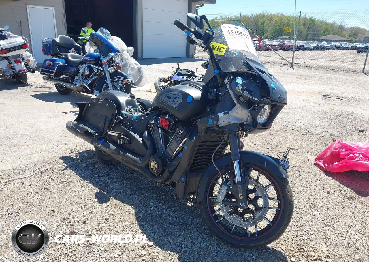 2020 Indian Motorcycle Co. Challenger Dark Horse – zdjęcie 1 z 13
