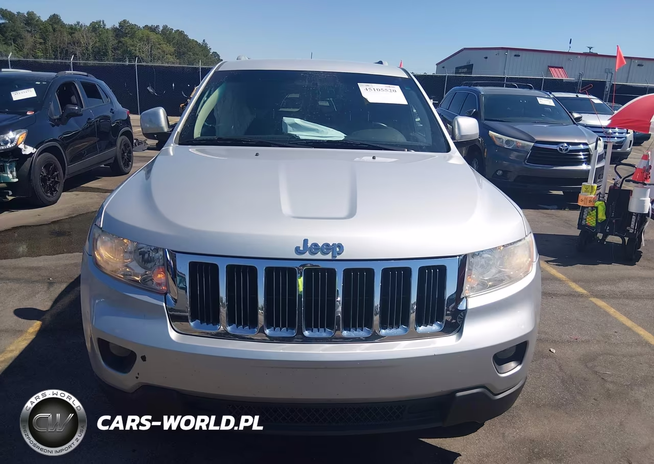 2011 Jeep Grand Cherokee Laredo VIN:1J4RS4GG7BC588227 - 12