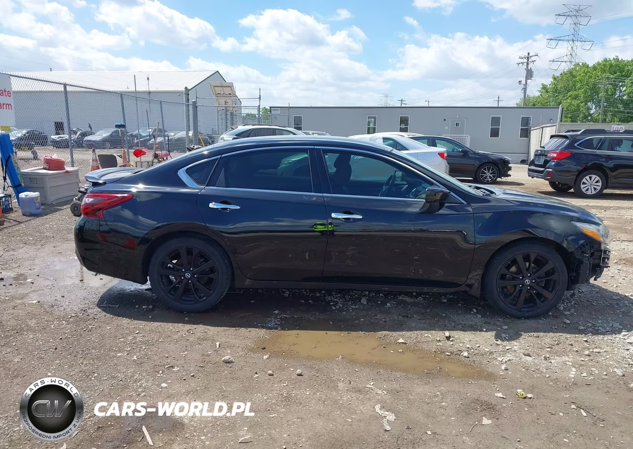 2018 Nissan Altima 2.5 Sr VIN:1N4AL3AP4JC283596 - 14