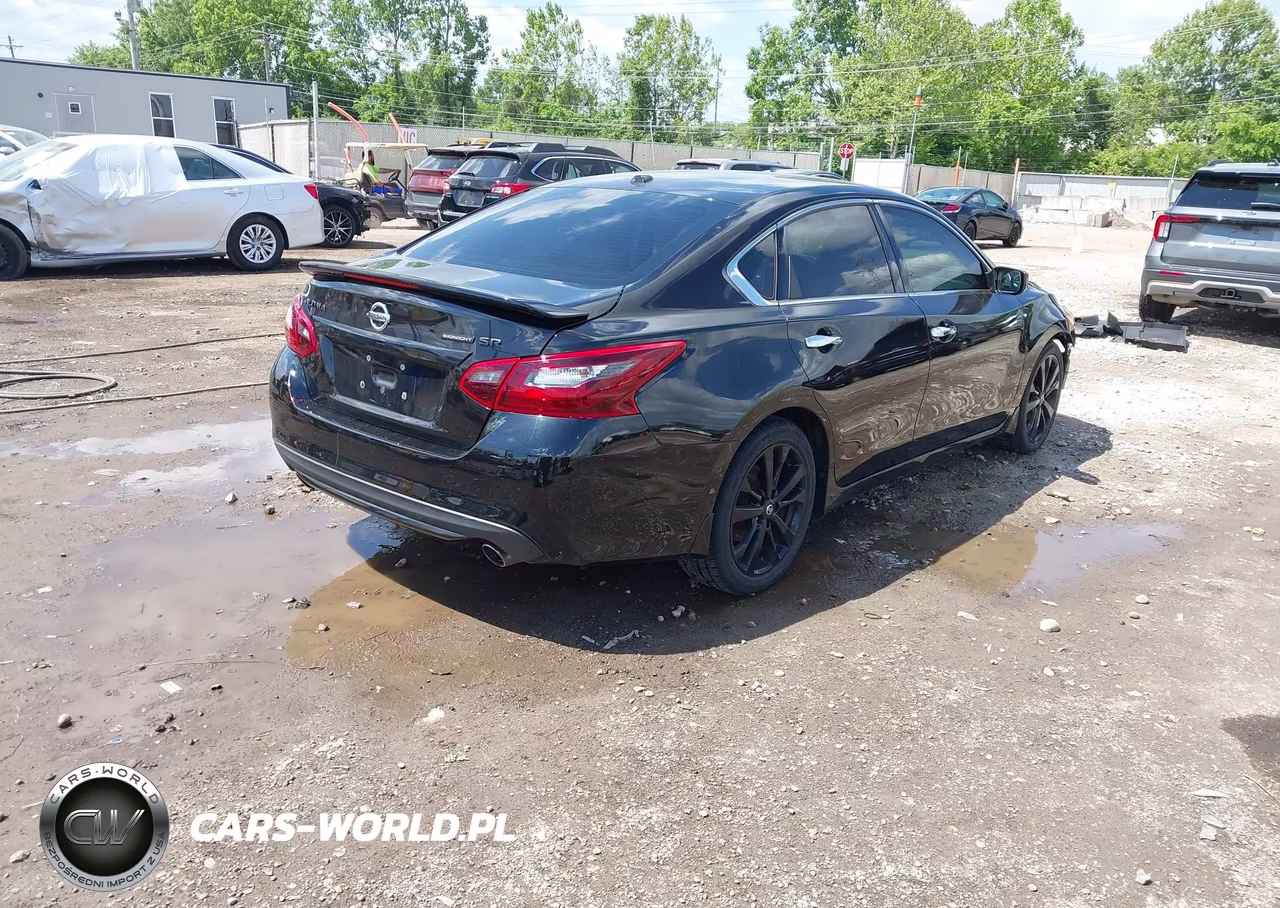 2018 Nissan Altima 2.5 Sr VIN:1N4AL3AP4JC283596 - 4