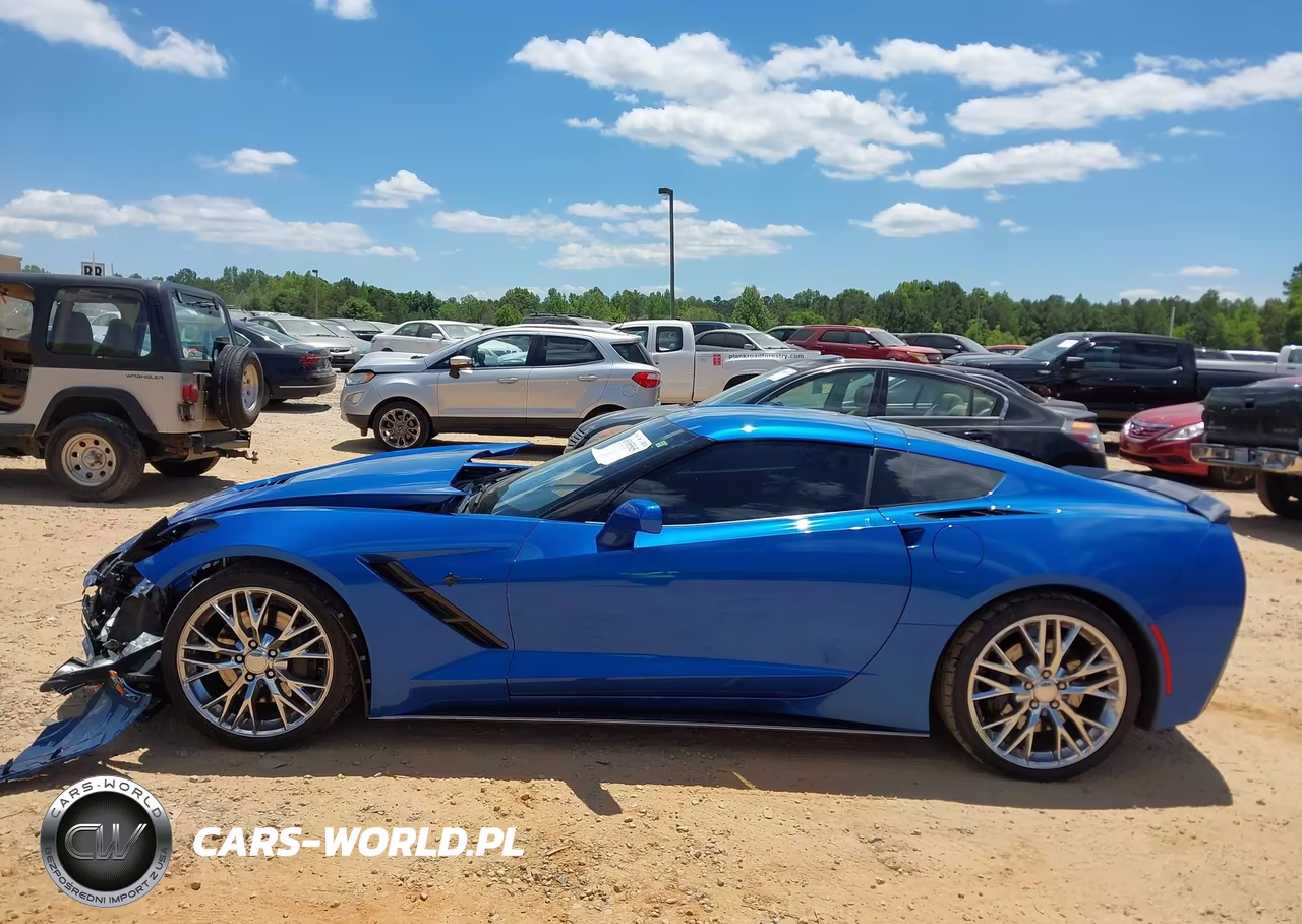 2015 Chevrolet Corvette Stingray Z51 VIN:1G1YM2D75F5124439 - 14