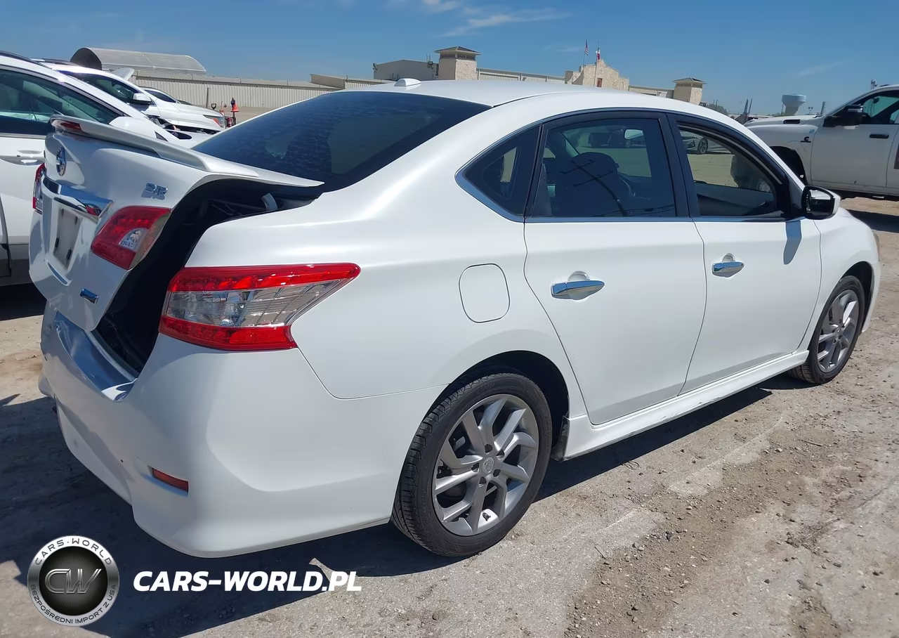 2014 Nissan Sentra Sr VIN:3N1AB7AP9EY315804 - 4