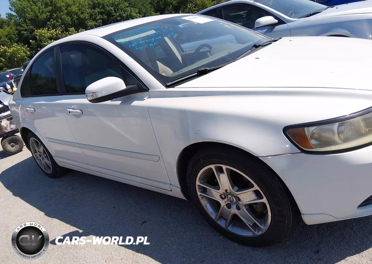 2010 Volvo S40 2.4I VIN:YV1382MS2A2513747 - 14