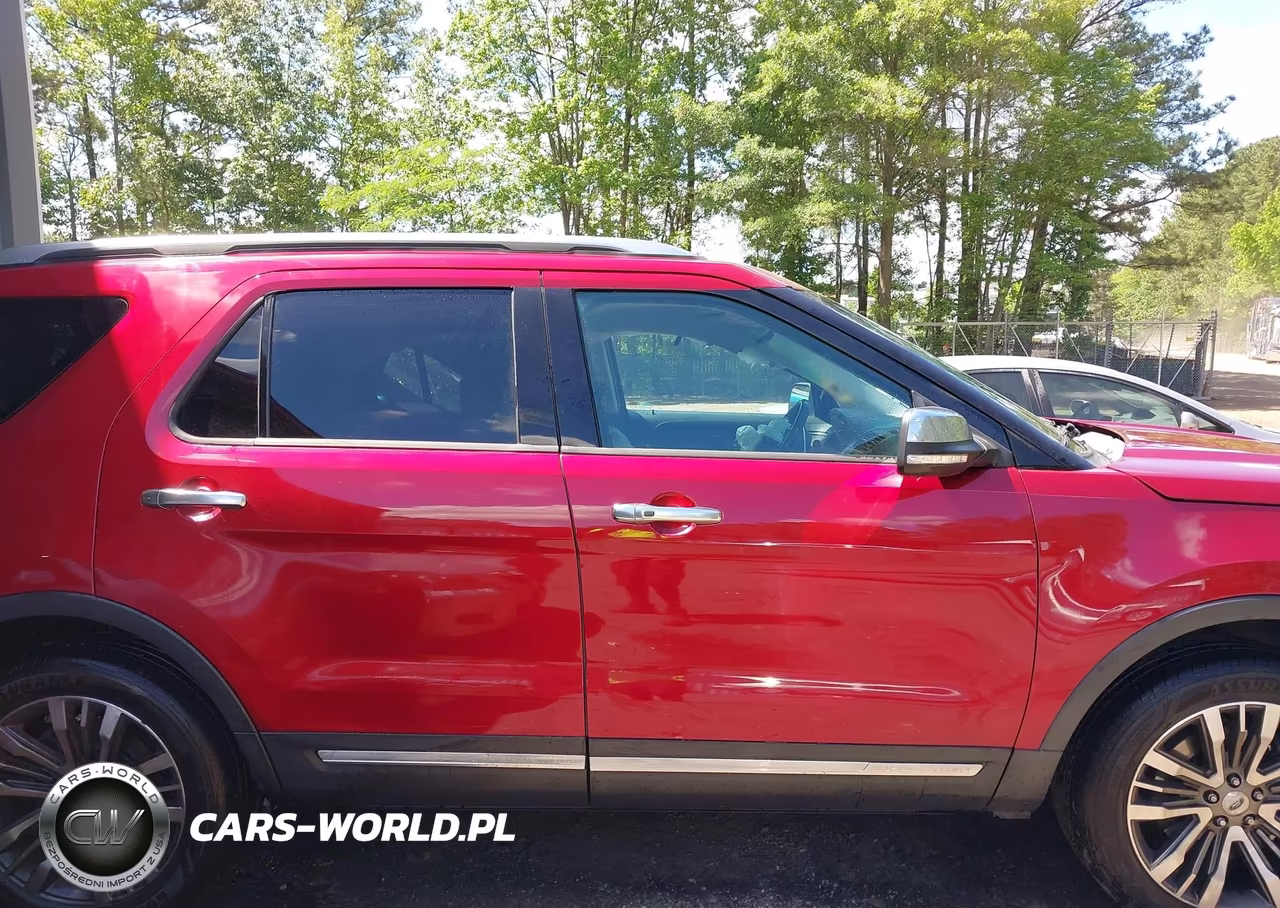 2016 Ford Explorer Platinum VIN:1FM5K8HT1GGB78431 - 13