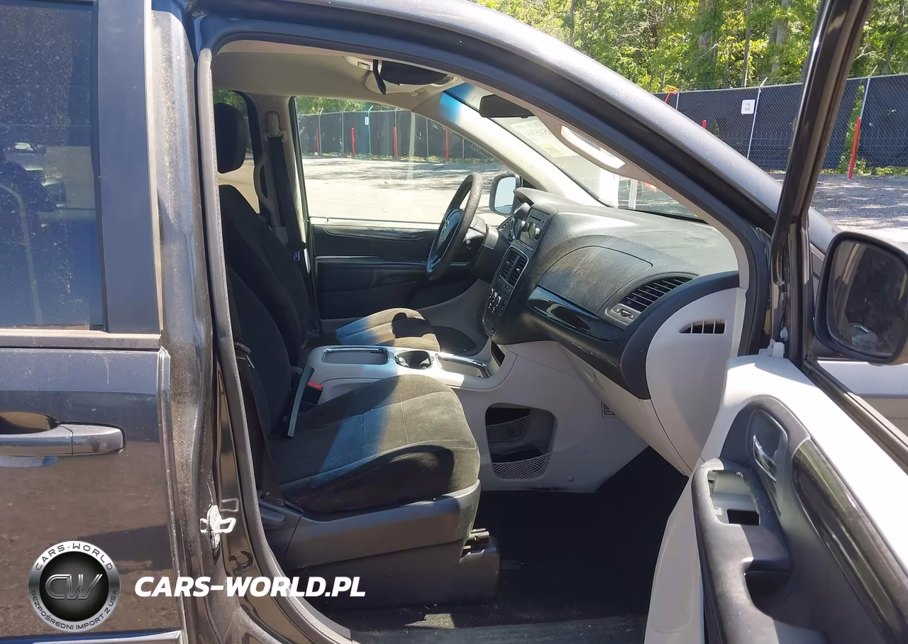 2012 Dodge Grand Caravan Sxt VIN:2C4RDGCG2CR301876 - 5