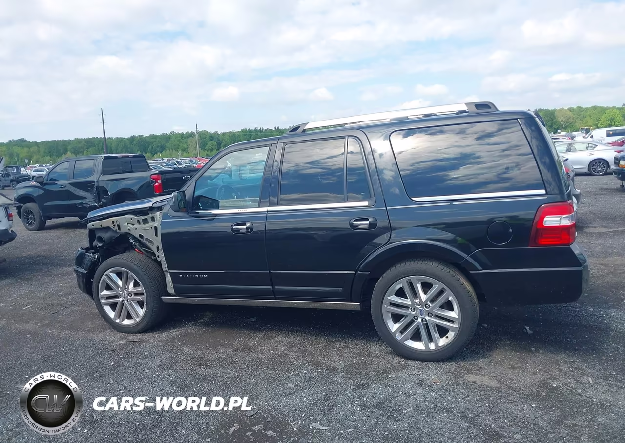 2015 Ford Expedition Platinum VIN:1FMJU1MT5FEF37196 - 14