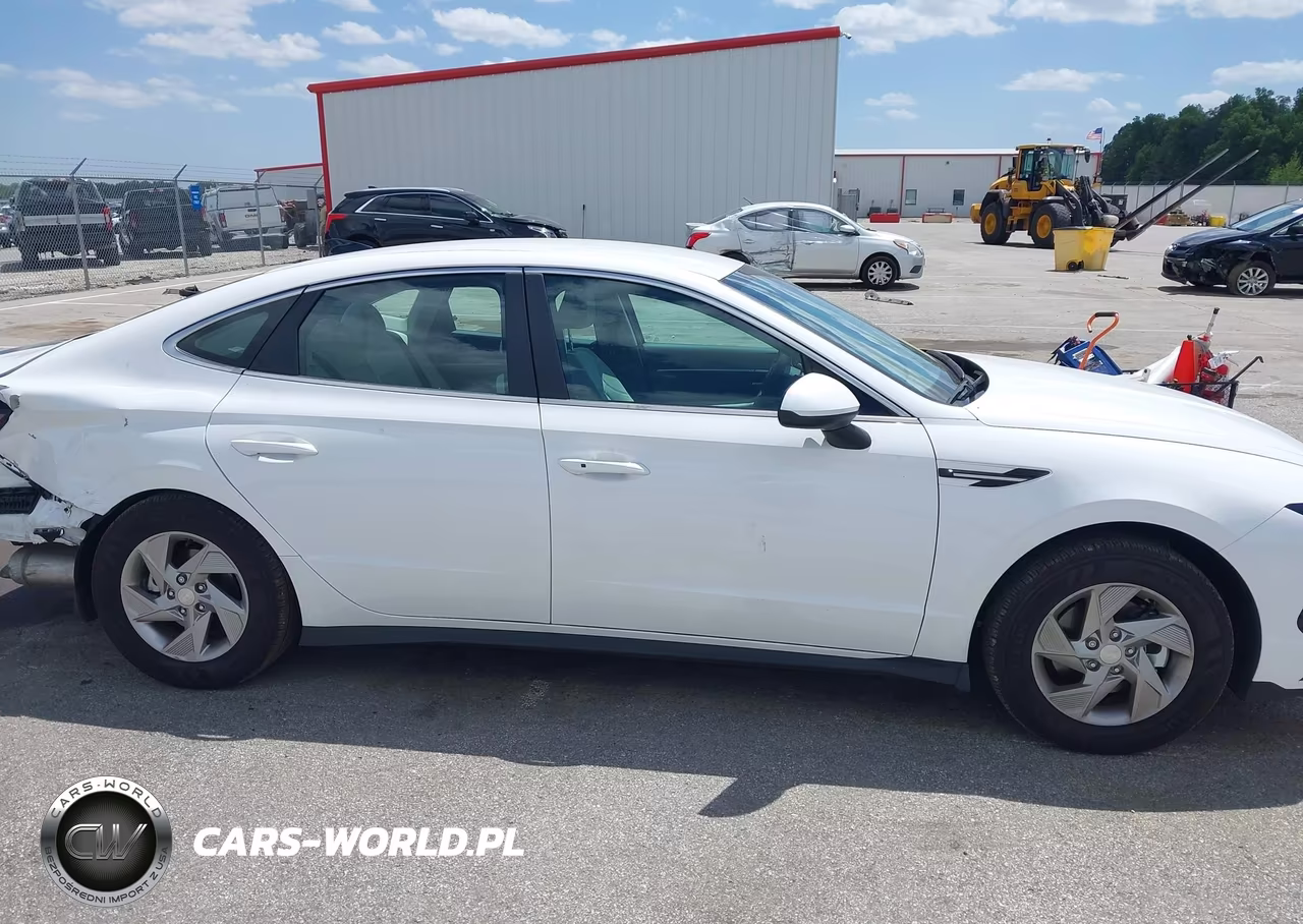 2025 Hyundai Sonata Se VIN:KMHL24JA9SA508174 - 13