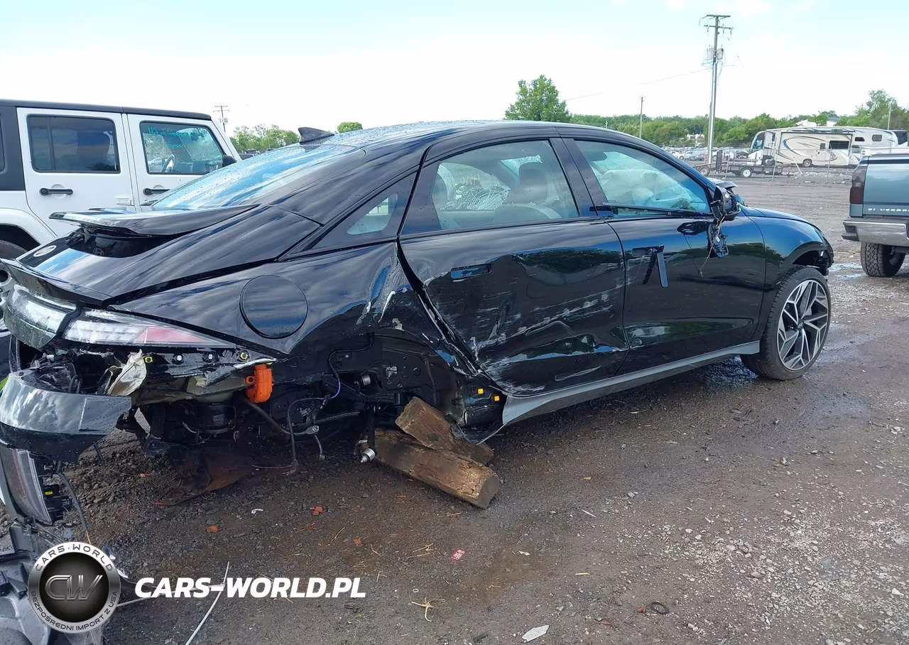 2025 Hyundai Ioniq 6 Limited VIN:KMHM54AC0SA116309 - 19