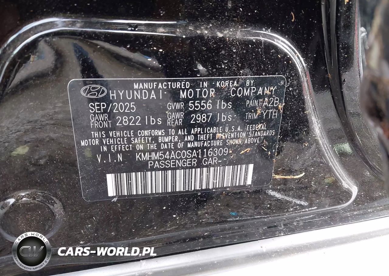 2025 Hyundai Ioniq 6 Limited VIN:KMHM54AC0SA116309 - 9