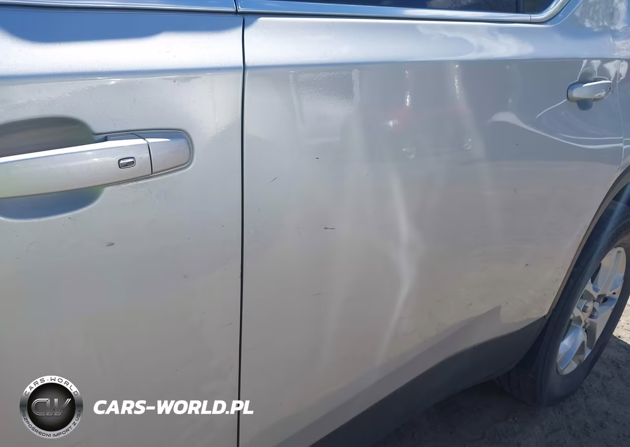 2021 Chevrolet Traverse Fwd Ls VIN:1GNERFKW3MJ210678 - 17