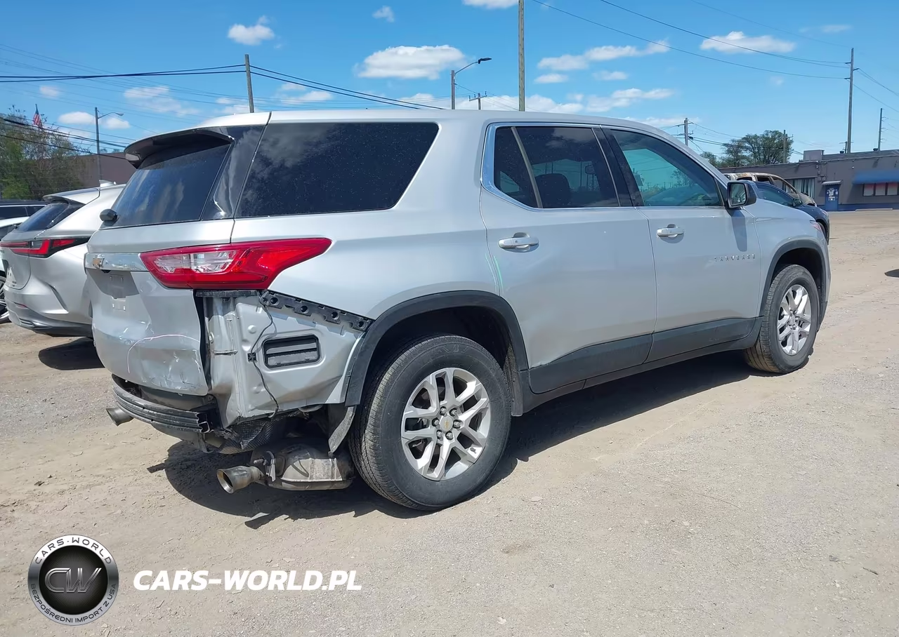 2021 Chevrolet Traverse Fwd Ls VIN:1GNERFKW3MJ210678 - 4