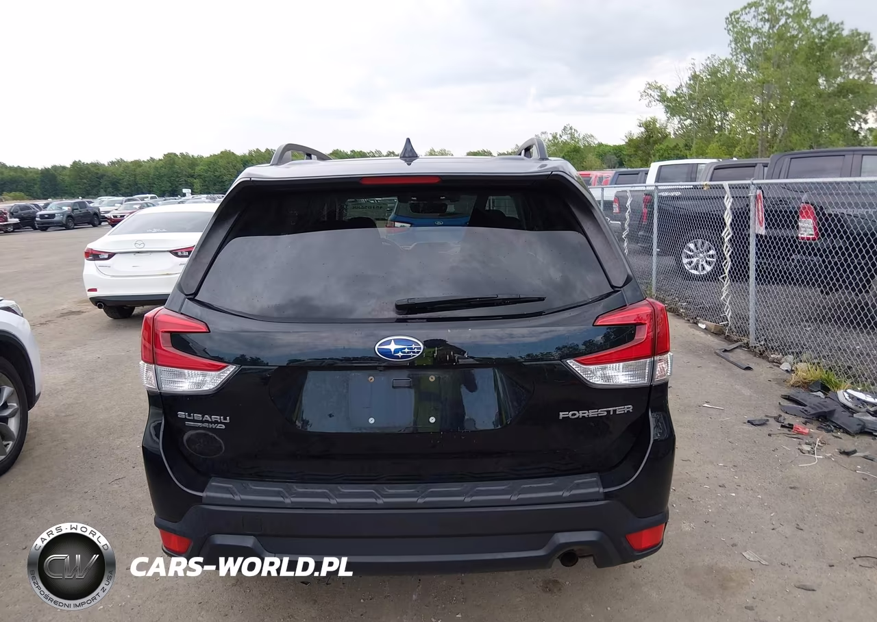 2020 Subaru Forester Premium VIN:JF2SKAJC1LH516120 - 16