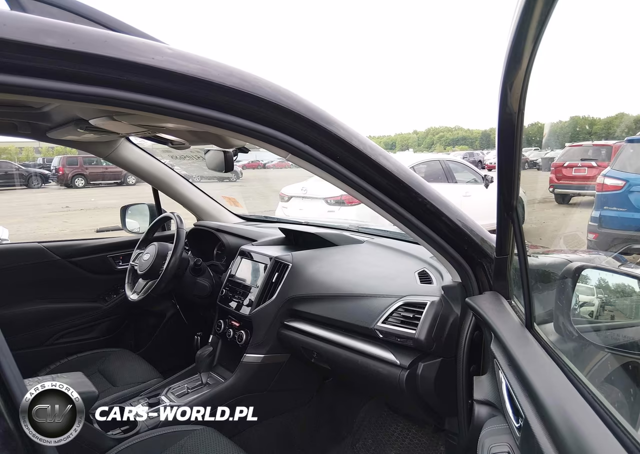 2020 Subaru Forester Premium VIN:JF2SKAJC1LH516120 - 5
